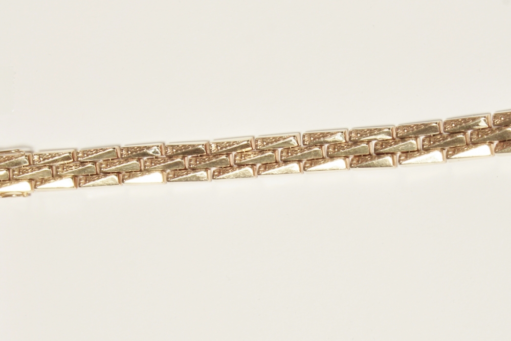 Kettingen en Armbanden - Geelgouden armband 70er jaren