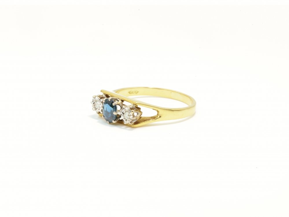 Antieke ringen - Geelgouden rijring saffier diamant