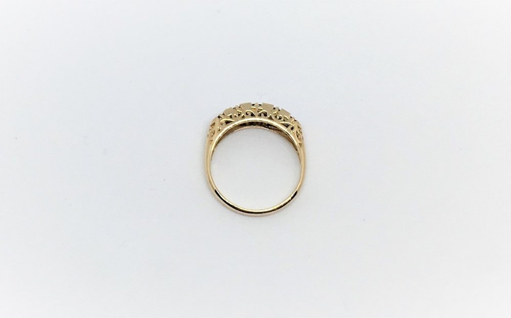 Antieke ringen - Victoriaanse stijl rij ring saffier