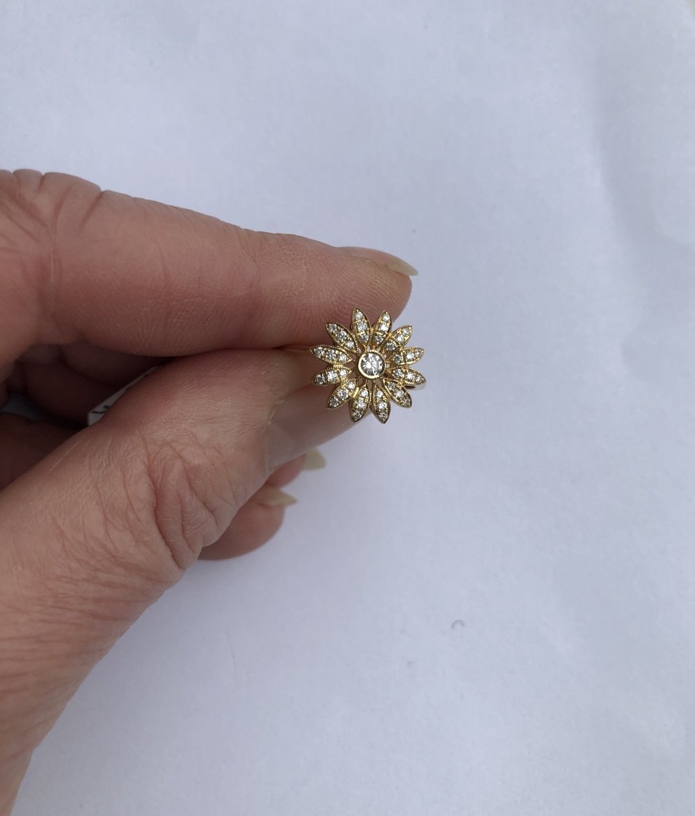 Antieke ringen - Klassieke bloemring diamant