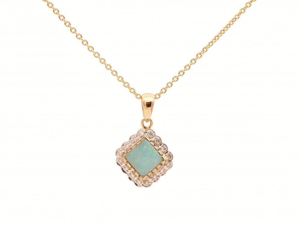 Broches en Hangers - Gouden hanger opaal diamant