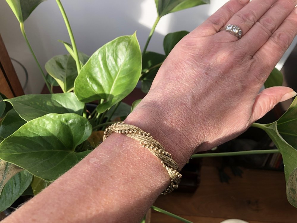 Kettingen en Armbanden - Vintage gouden bolletjes armband