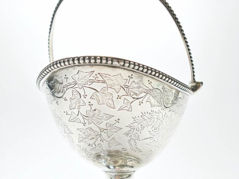Antiek zilver overig - Zilveren bakje  met hengsel