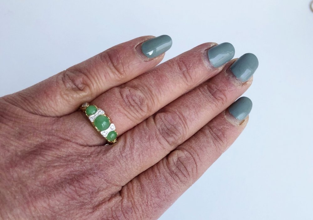 Antieke ringen - Gouden rijring jade