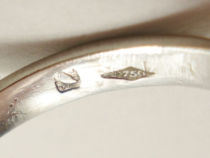 Antieke ringen - Verkochtt Witgouden verlovingsring solitair 