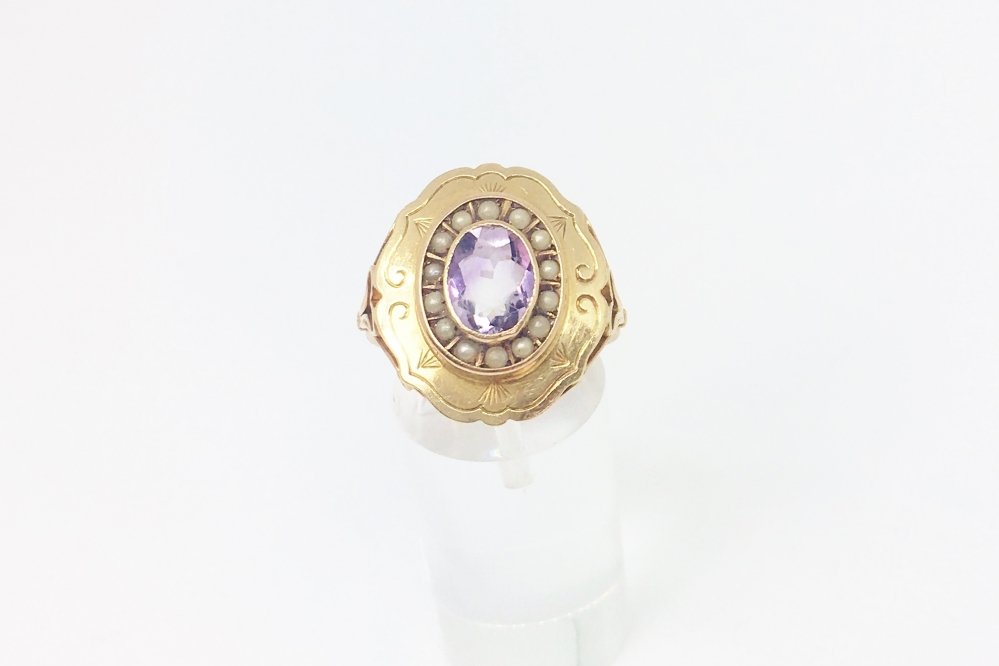 Antieke ringen - Verkocht Klassieke ring amethist pareltjes