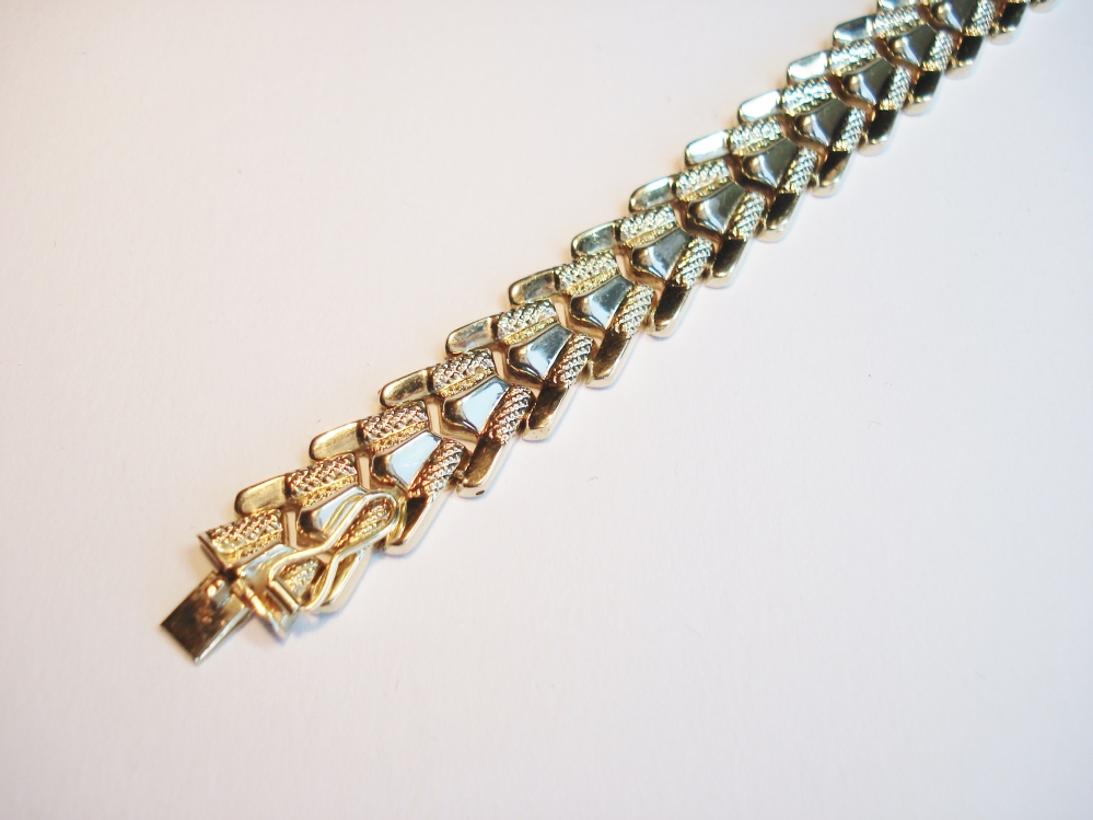 Kettingen en Armbanden - Verkocht Geelgouden schakelarmband 70er jaren
