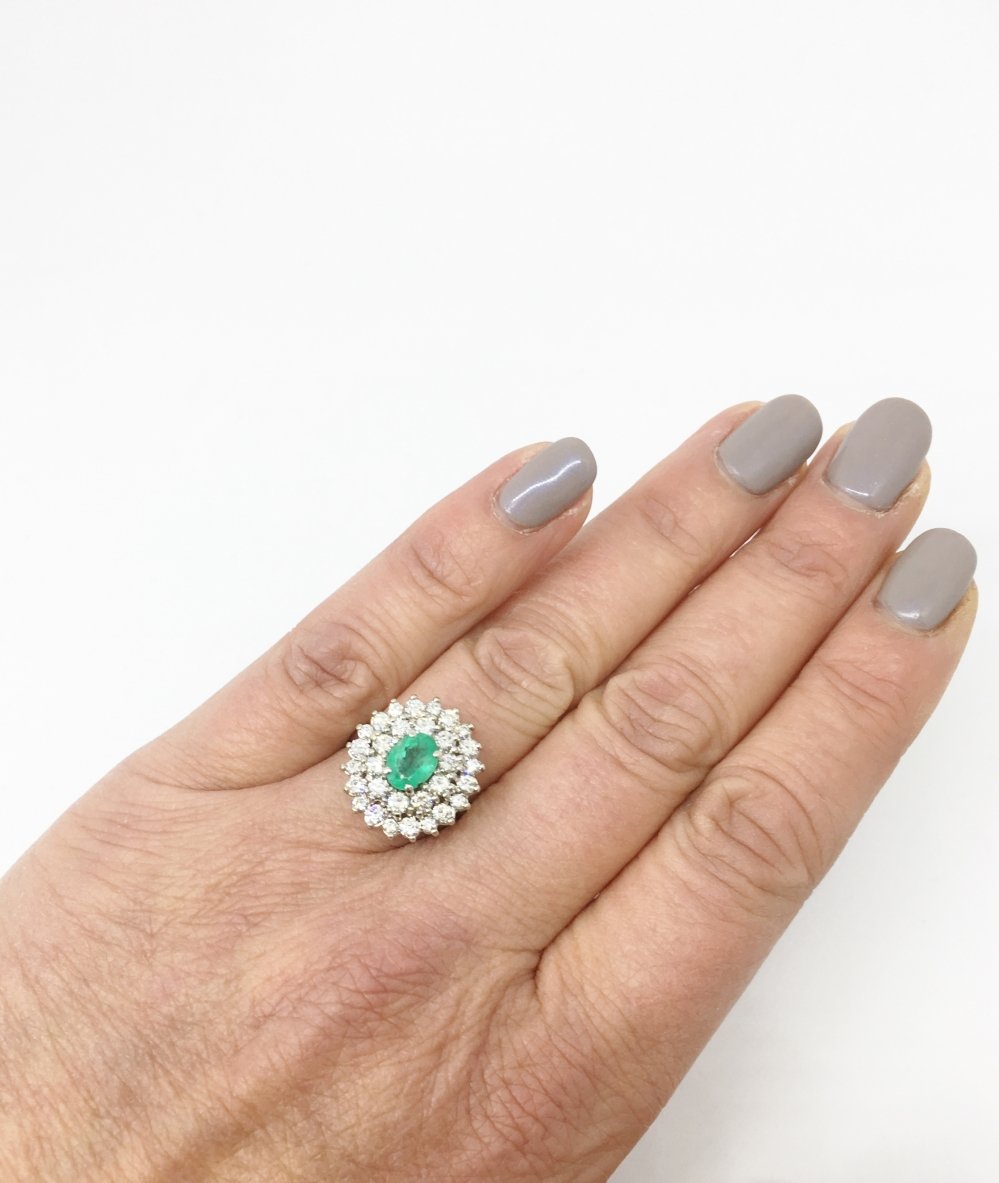 Antieke ringen - Witgouden ring briljant smaragd