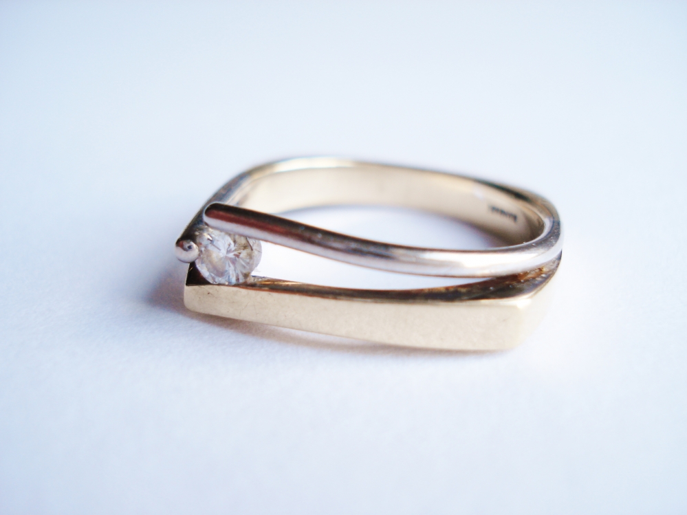 Antieke ringen - Moderne ring geel witgoud diamonde