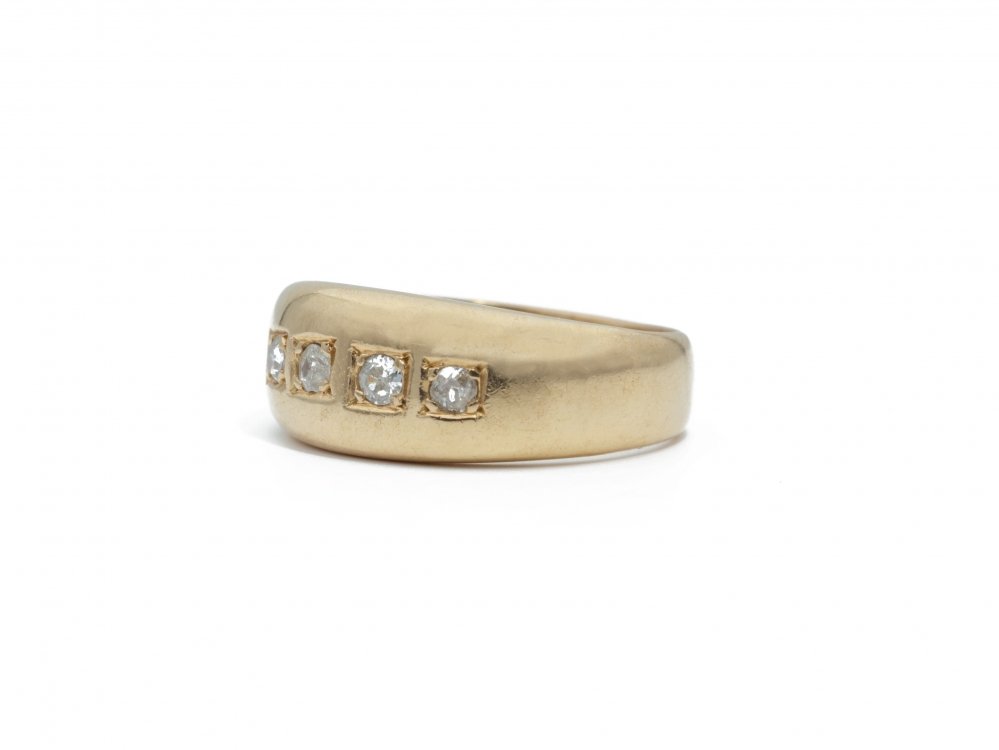 Antieke ringen - Geelgouden ring 4 diamanten.