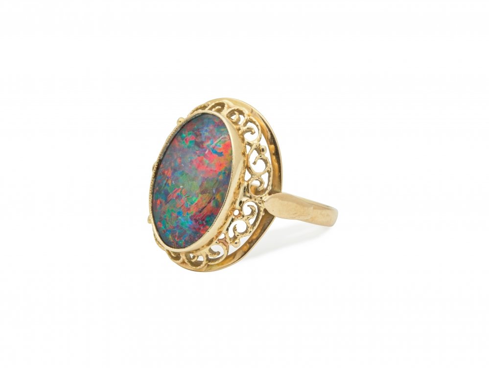 Antieke ringen - Geelgouden ring opaal