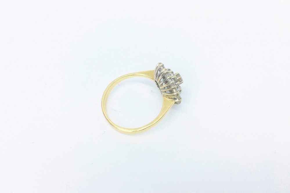 Antieke ringen - Verkocht Klassieke ronde ring briljant