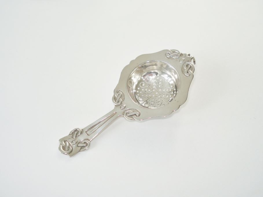 Antiek zilver overig - Zilveren Theezeef Deens
